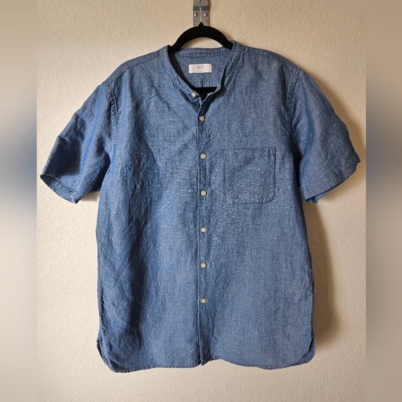 Uniqlo Other - Uniqlo Indigo Chambray Short-Sleeve Button-Down Shirt